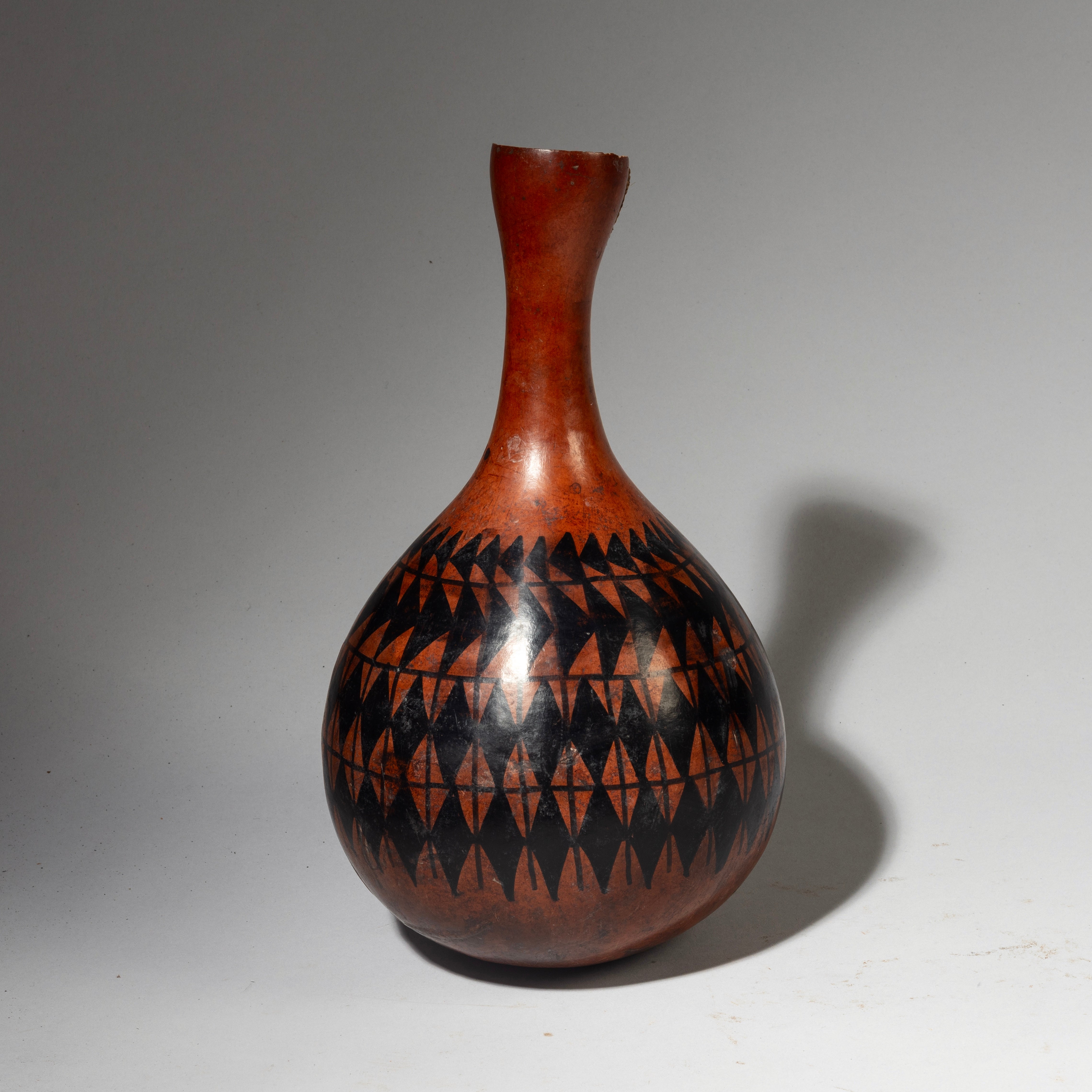 A PETITE, FINELY DECORATED GOURD VESSEL FROM TUTSI TRIBE OF RWANDA E. AFRICA ( No 4233