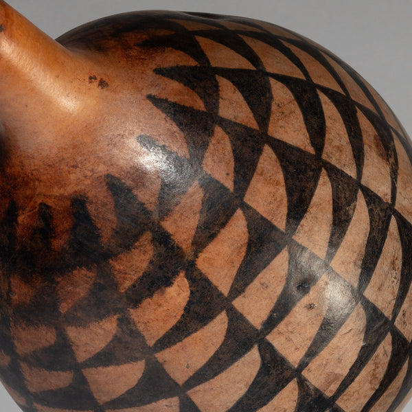 JT SOLD A SHAPELY, SMALL WELL DECORATED GOURD VESSEL FROM TUTSI TRIBE OF RWANDA E. AFRICA ( No 4231 )