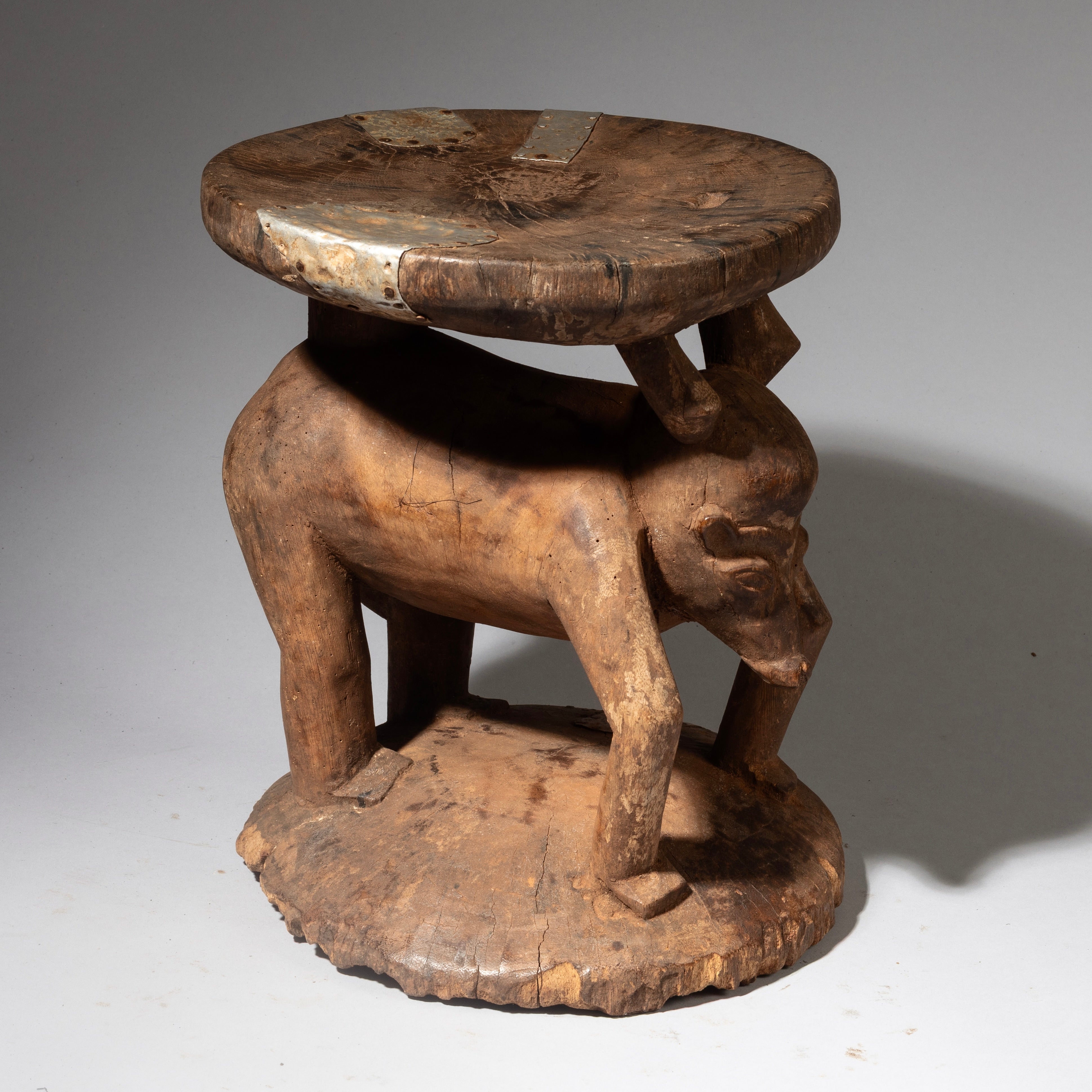 A CHARMING FIGURAL STOOL, PENDE TRIBE OF THE CONGO ( No 4297 )