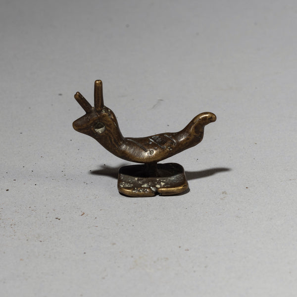 A DETAILED ANTIQUE BIRD , 18THC/19THC GOLD MEASURING WEIGHT BAULE TRIBE IVORY COAST ( No 4275 )