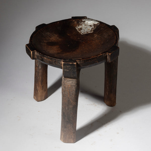 A PRACTICAL + PRETTILY PATINATED  MEDIUM SIZE STOOL, HE HE TRIBE TANZANIA ( No 4270 )
