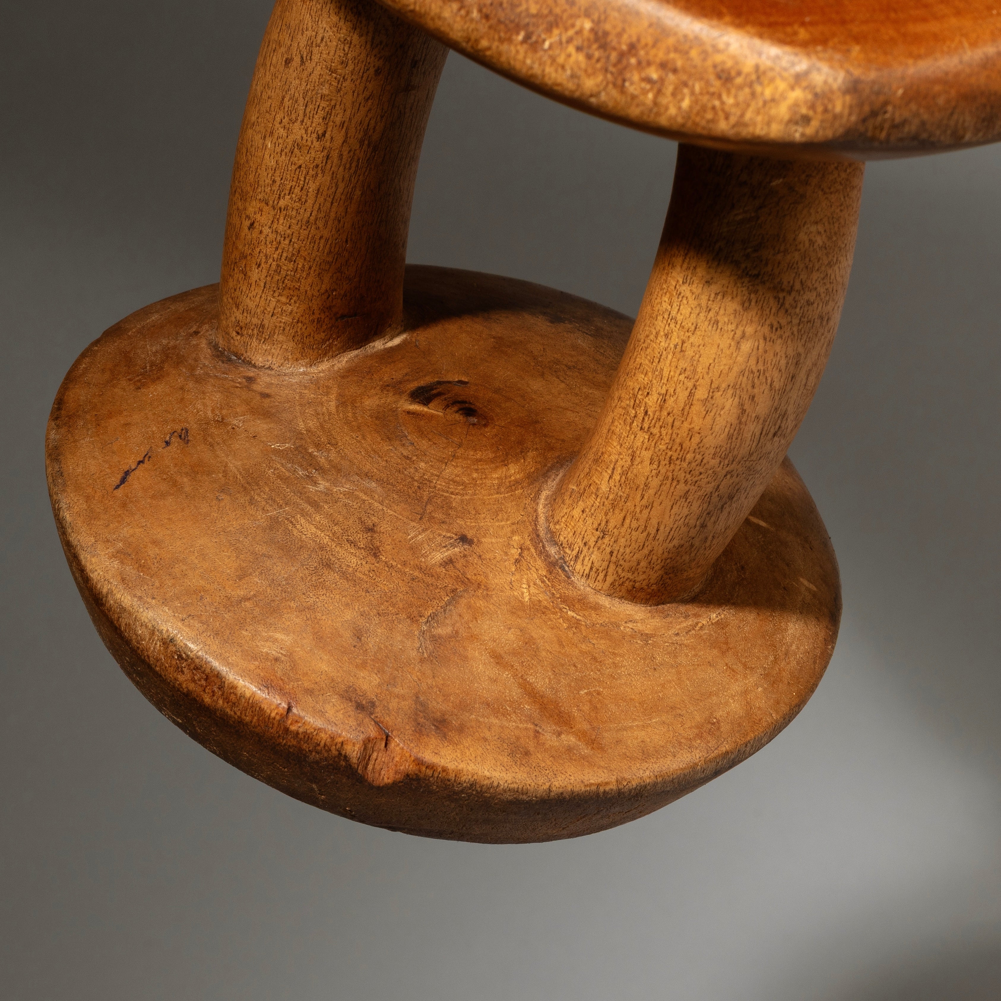 A GEOMETRIC HEADREST POKOT TRIBE KENYA (No 4220 )