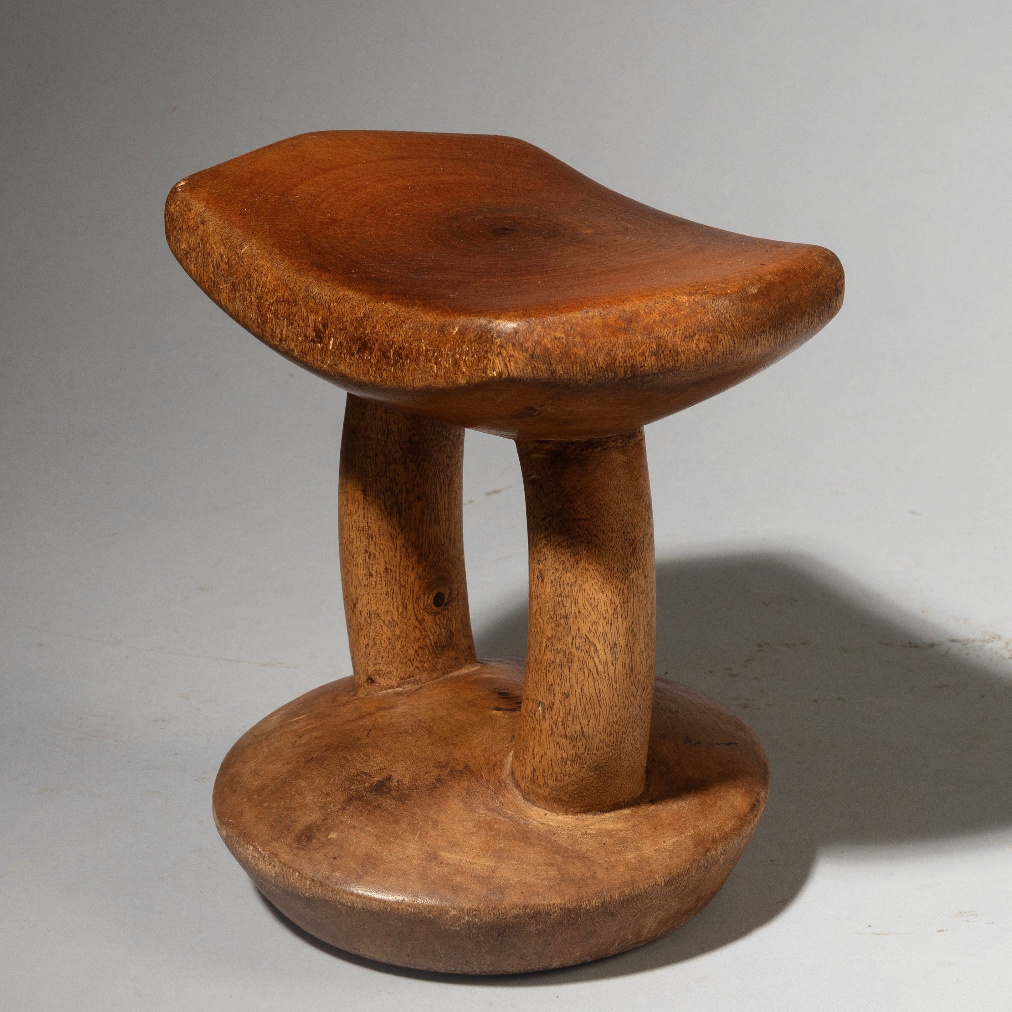 A GEOMETRIC HEADREST POKOT TRIBE KENYA (No 4220 )