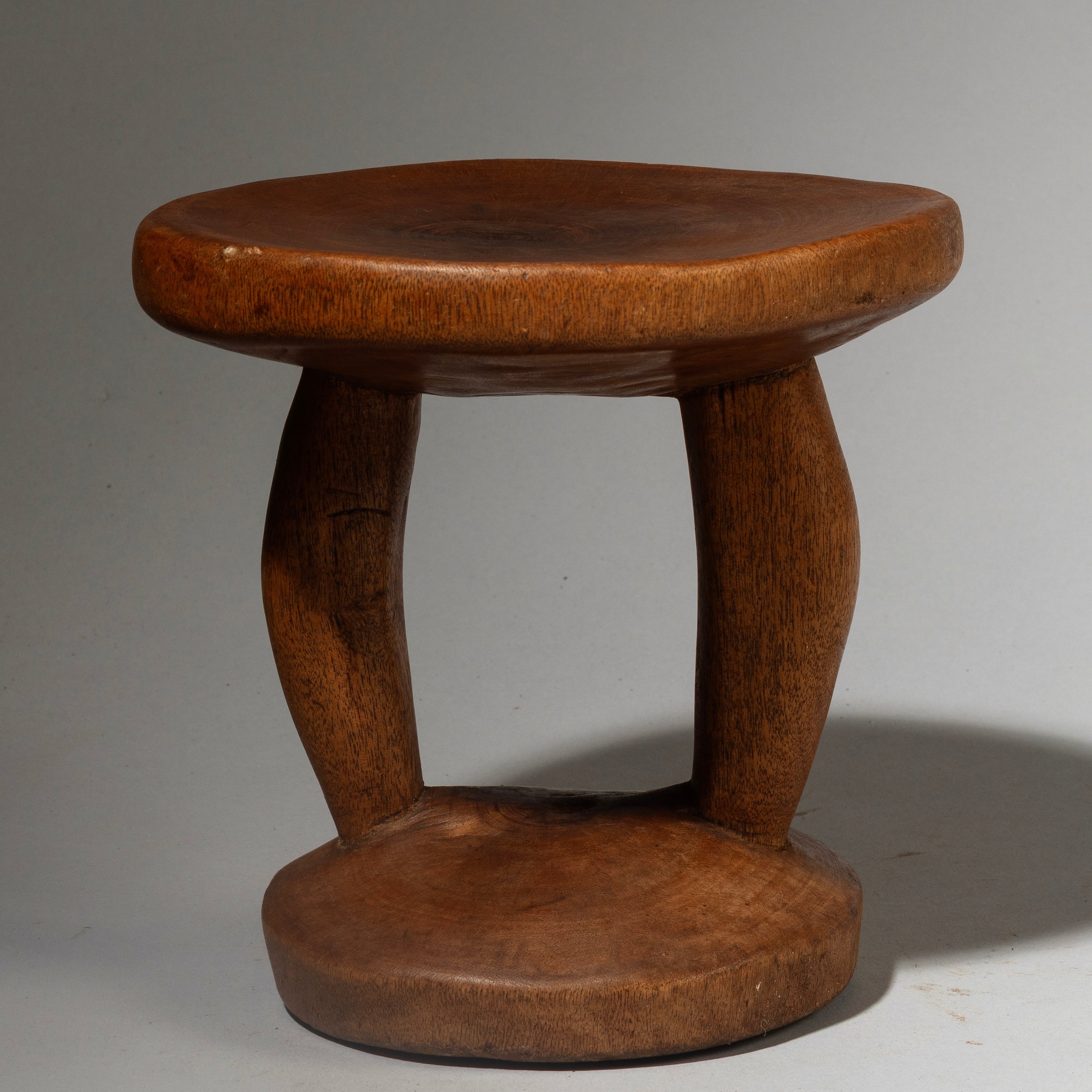 A CIRCULAR HEADREST, POKOT TRIBE KENYA (No 4221 )