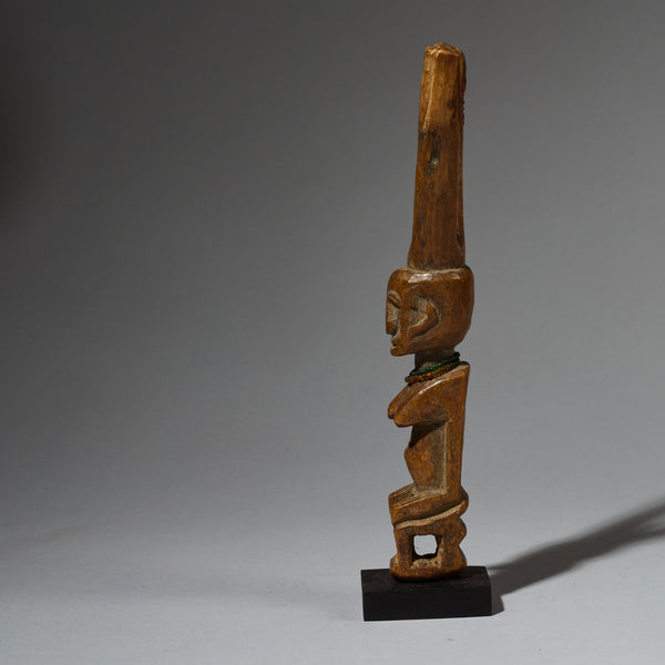 A CUBIST CATAPULT FROM THE DOGON TRIBE IVORY COAST ( No 2723 )