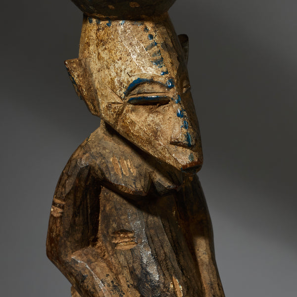 A SCULPTURAL ALTAR FIGURE, SENOUFO TRIBE IVORY COAST W.AFRICA  ( No 2814 )