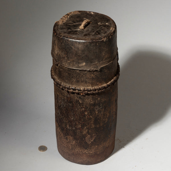A TRADITIONAL WOODEN CYLINDRICAL VESSEL, TURKANA TRIBE KENYA ( No 4300 )