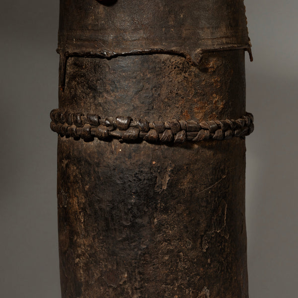 A TRADITIONAL WOODEN CYLINDRICAL VESSEL, TURKANA TRIBE KENYA ( No 4300 )