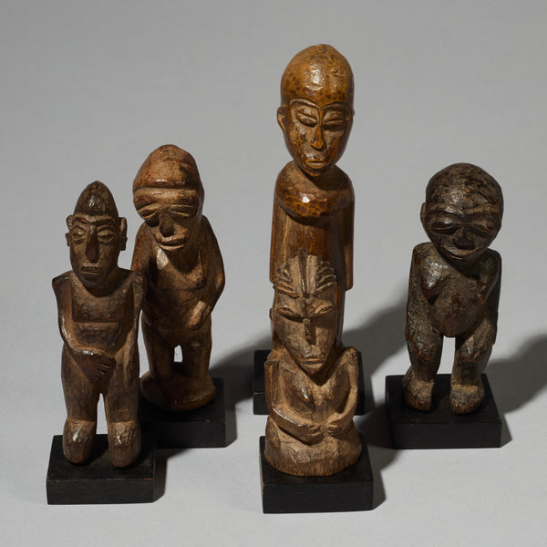 A GROUP OF LIKEABLE CHARM FIGURES, LOBI TRIBE OF THE IVORY COAST, W.AFRICA ( No 2776 )