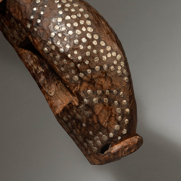A GRAPHIC STUD DINKA SHIELD WITH PIGMENT DECORATION , FROM EAST AFRICA ( No 4252)