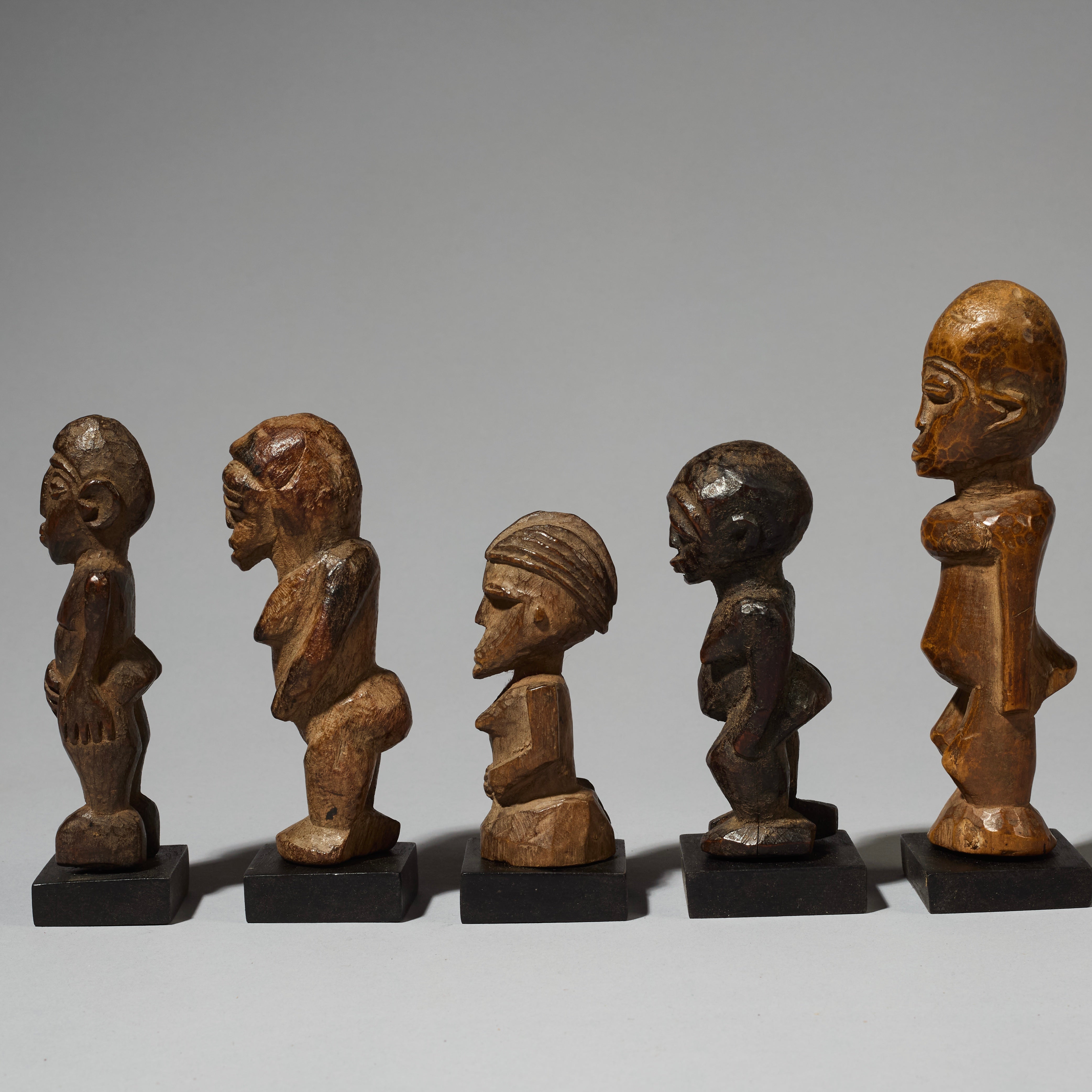 A GROUP OF LIKEABLE CHARM FIGURES, LOBI TRIBE OF THE IVORY COAST, W.AFRICA ( No 2776 )