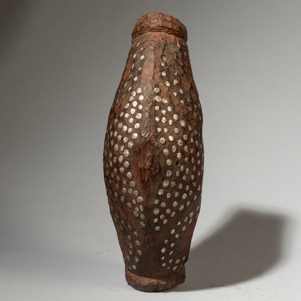 A GRAPHIC STUD DINKA SHIELD WITH PIGMENT DECORATION , FROM EAST AFRICA ( No 4252)