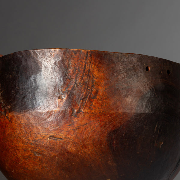 A DEEP MEDIUM SIZED WOODEN BOWL, TURKANA TRIBE KENYA ( No 4262 )