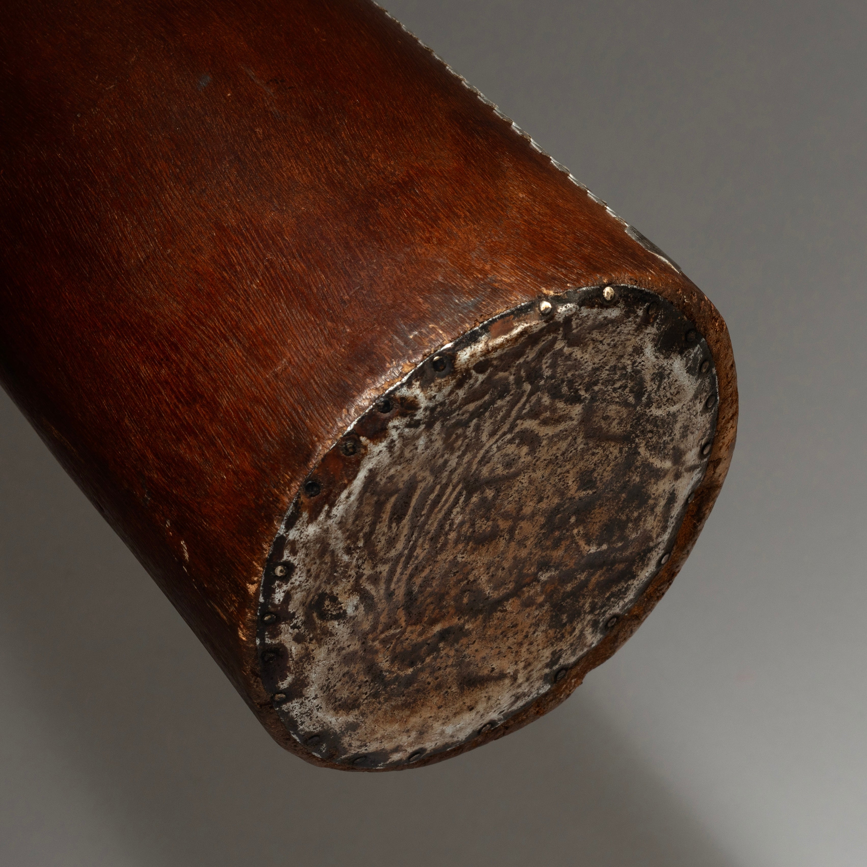 A LARGE HONEY POT FROM TUTSI PEOPLE RWANDA   ( No 4223 )