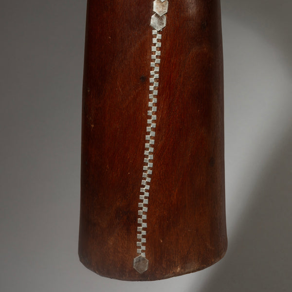A LARGE HONEY POT FROM TUTSI PEOPLE RWANDA   ( No 4223 )