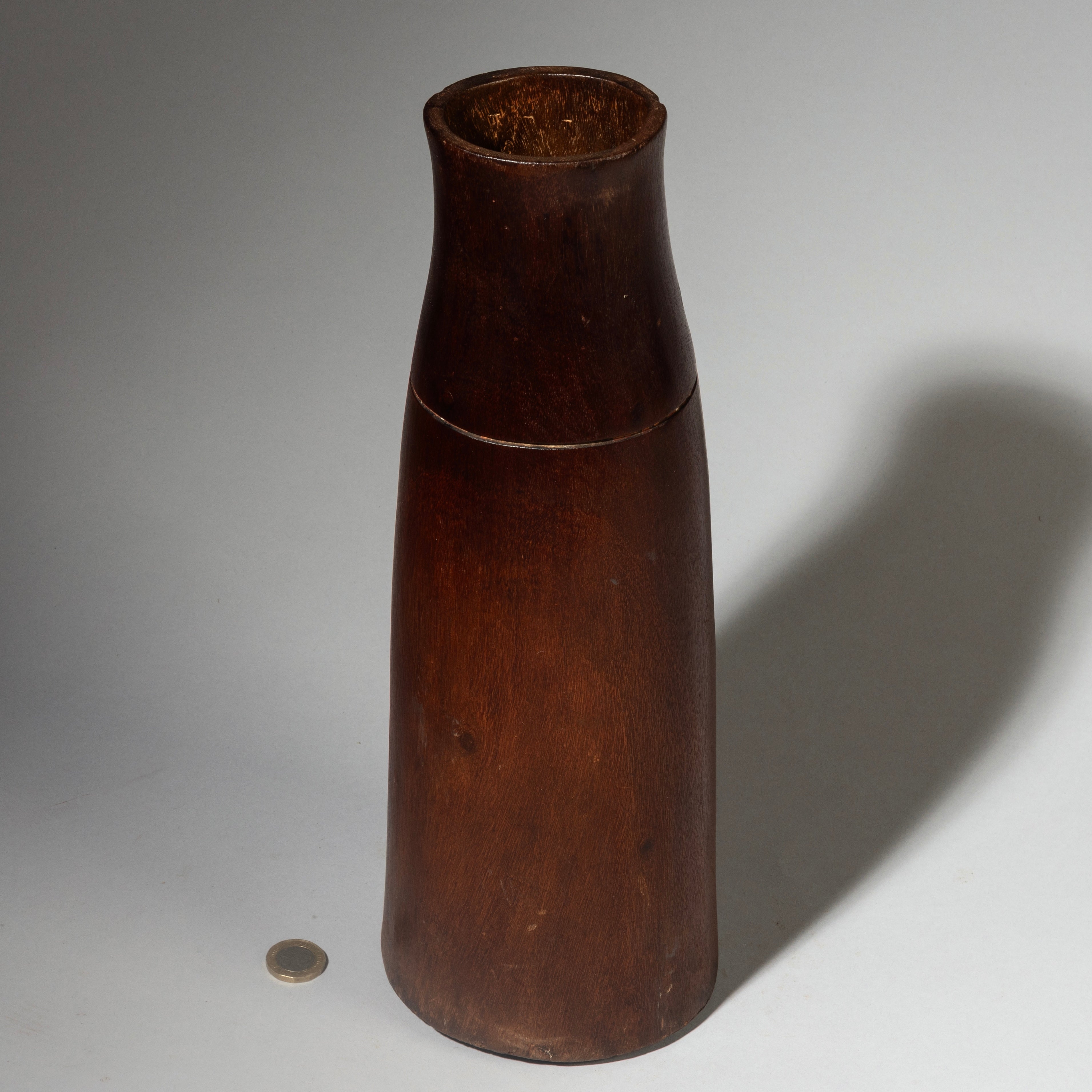 A LARGE HONEY POT FROM TUTSI PEOPLE RWANDA   ( No 4223 )