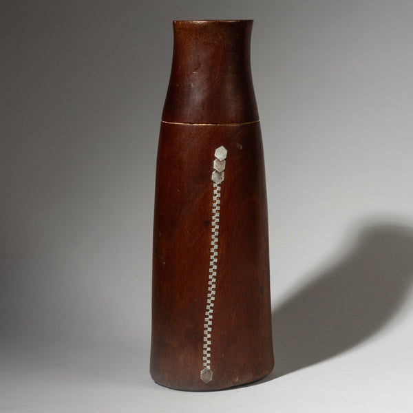 A LARGE HONEY POT FROM TUTSI PEOPLE RWANDA   ( No 4223 )
