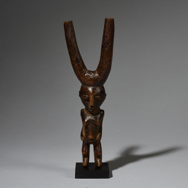 A WELL USED REFINED CATAPULT FROM THE LOBI TRIBE IVORY COAST ( No 2725 )