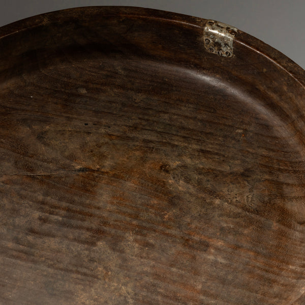 A DENSE HEAVY LARGE  WOODEN BOWL, TUTSI TRIBE RWANDA ( No 4247 )