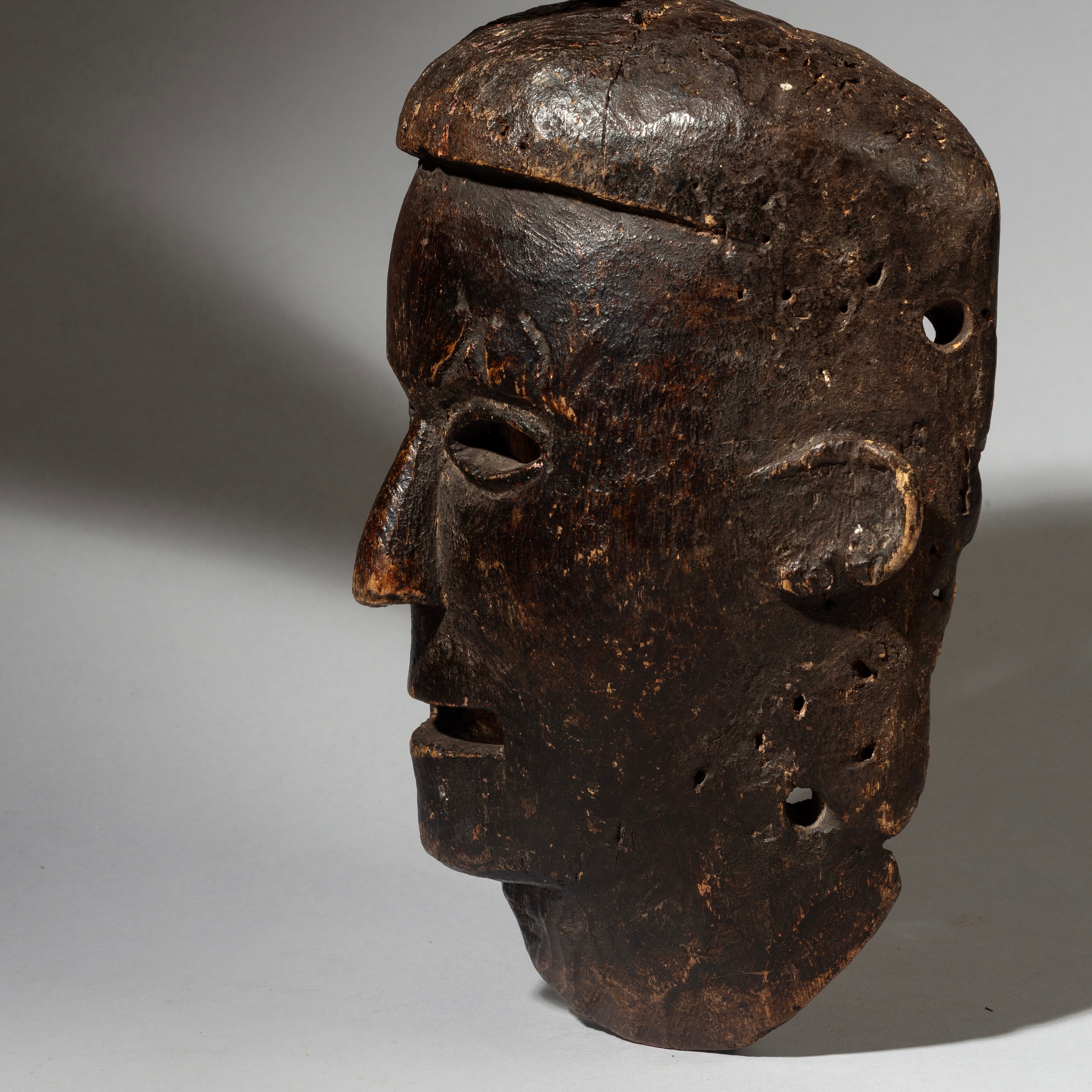A FINE MAKUA MASK FROM TANZANIA E AFRICA (No 4312 )