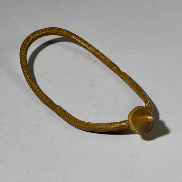 A LOBI BRONZE STIRRUP FROM BURKINA FASO, W AFRICA ( No 2855 )