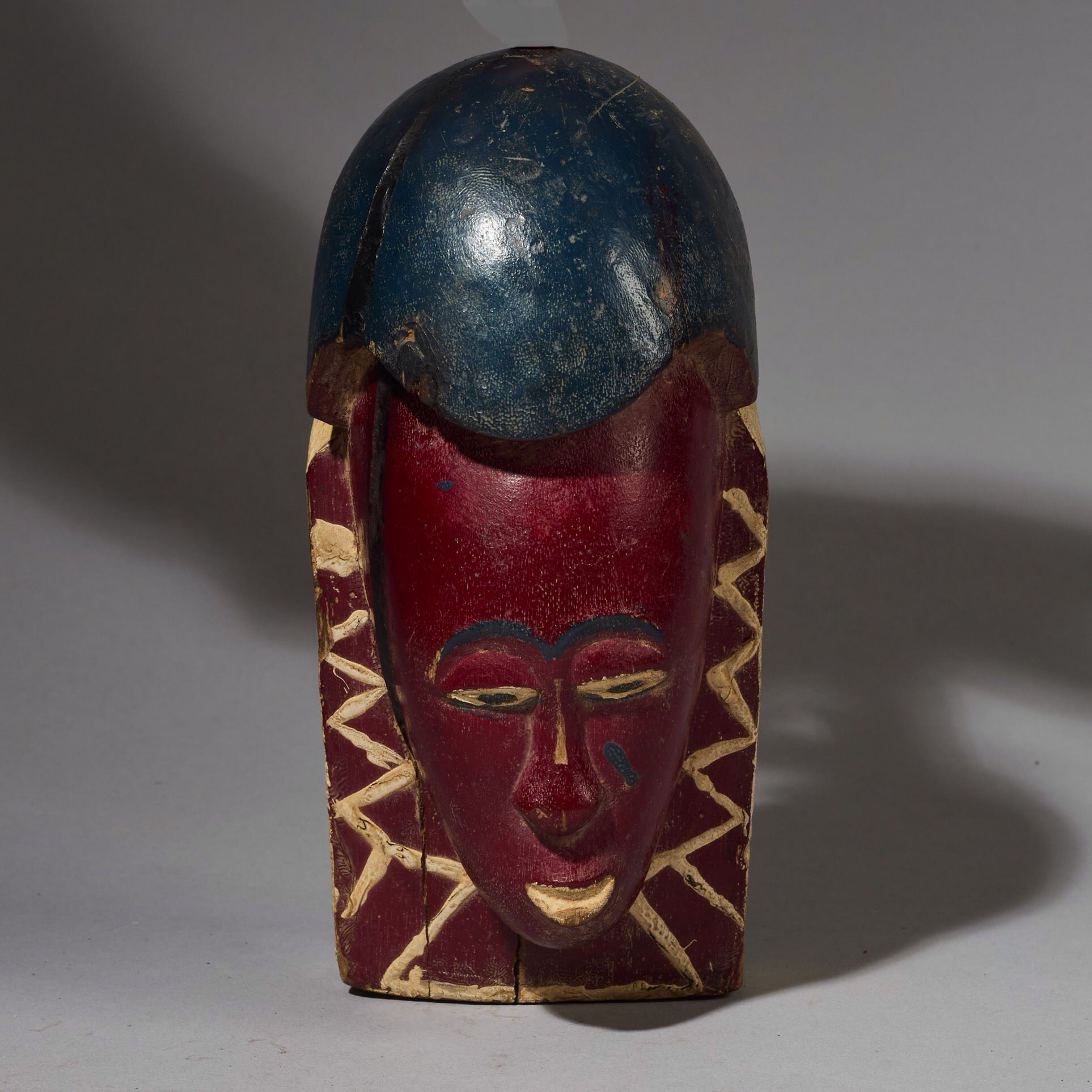 A PAINTED FAMILY MASK, BAULE TRIBE OF THE IVORY COAST W AFRICA ( No 2762 )