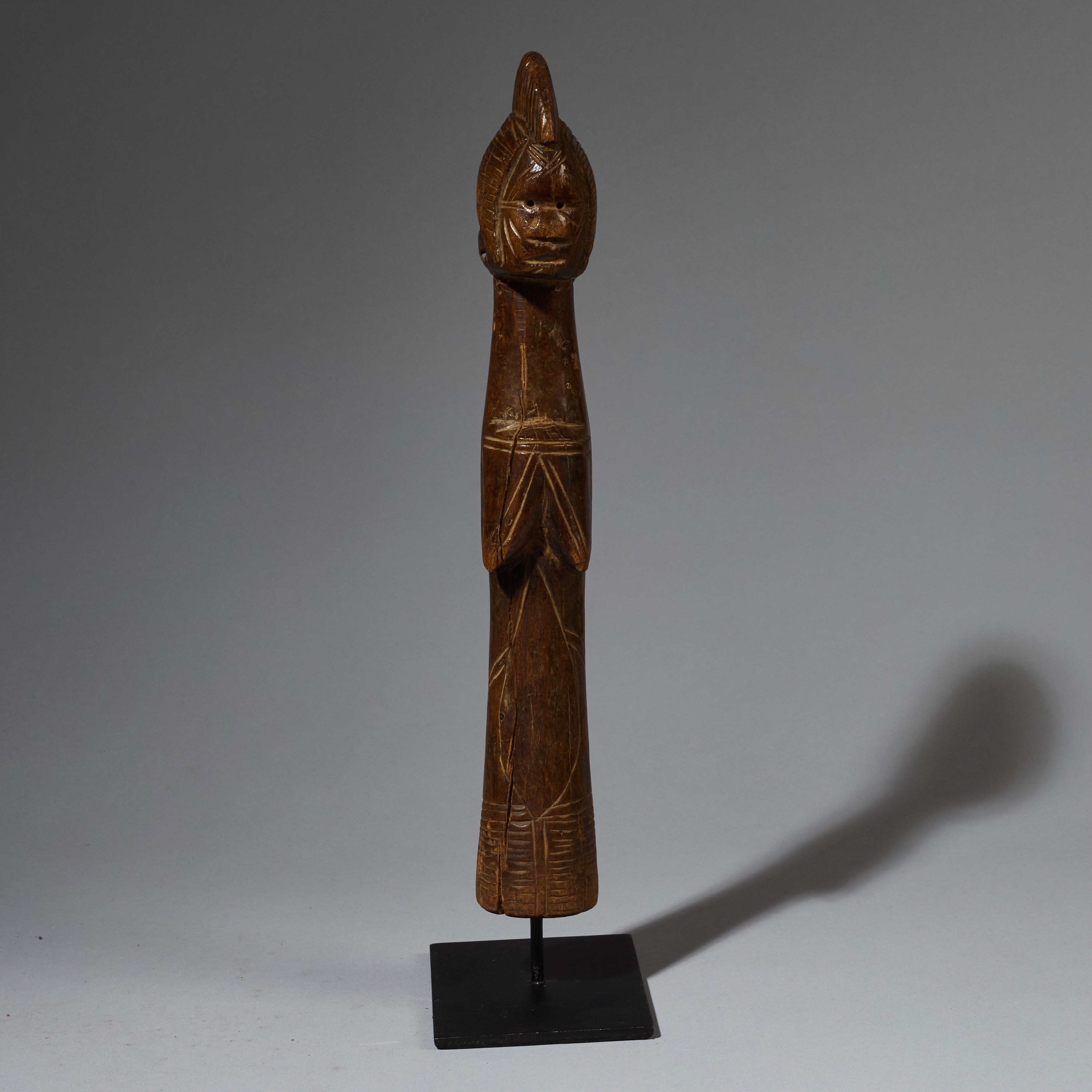 A BEAUTIFULLY PATINATED DOLL FROM MOSSI DOLL OF BURKINA FASO W AFRICA( No 2733 )