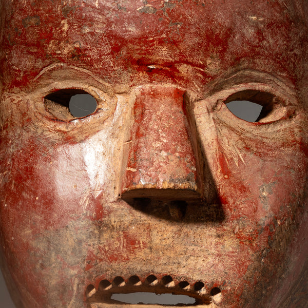 A DRAMATIC XL RED MASK FROM SUKUMA TRIBE TANZANIA E. AFRICA ( No 4310 )