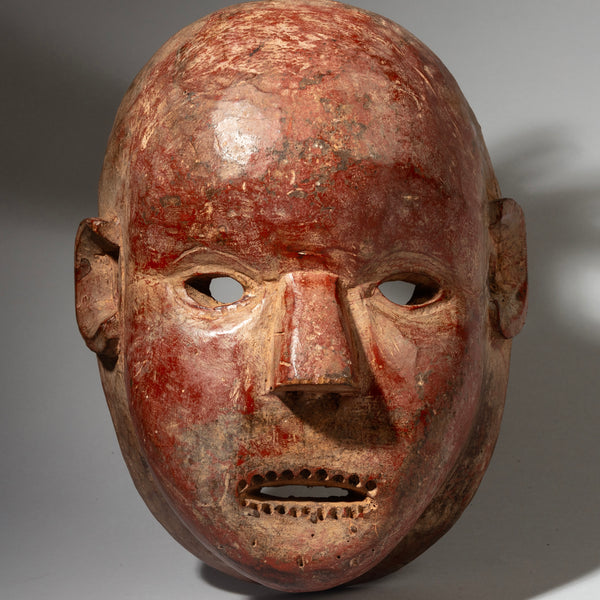 A DRAMATIC XL RED MASK FROM SUKUMA TRIBE TANZANIA E. AFRICA ( No 4310 )