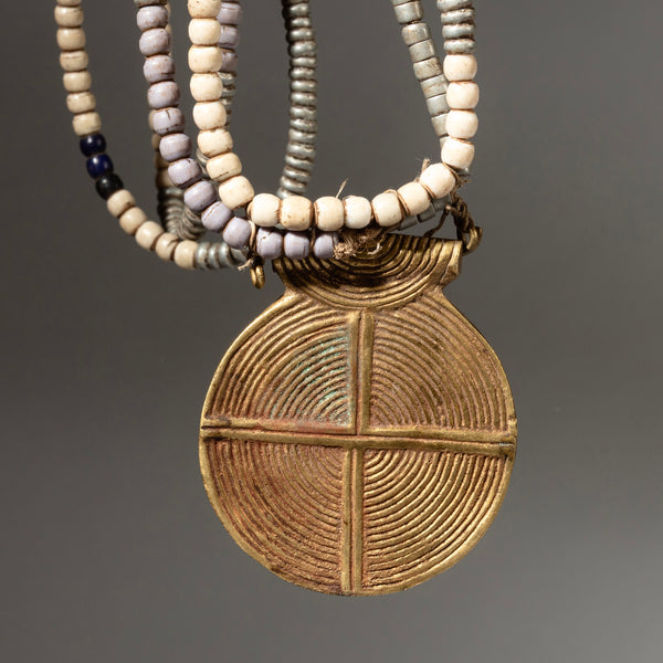 A STYLISH PENDANT NECKLACE, LEGA PEOPLE OF THE CONGO ( No 4260 )