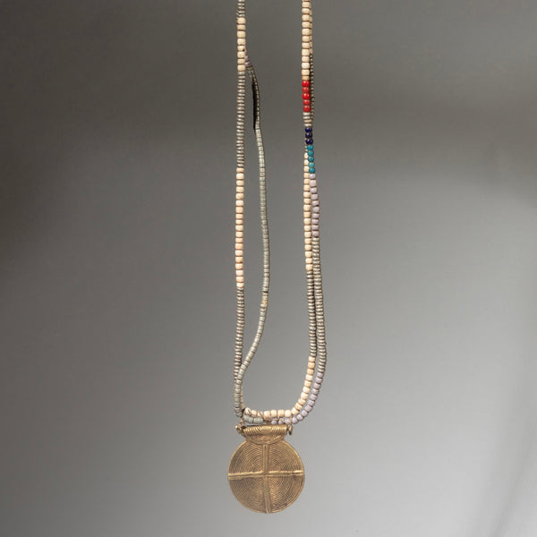 A STYLISH PENDANT NECKLACE, LEGA PEOPLE OF THE CONGO ( No 4260 )