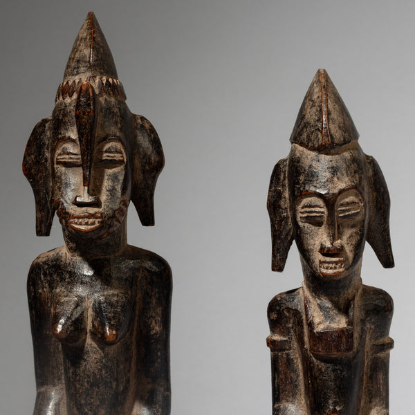 A REFINED PAIR OF ALTAR FIGURES, SENOUFO TRIBE iVORY COAST W.AFRICA  ( No 4293 )