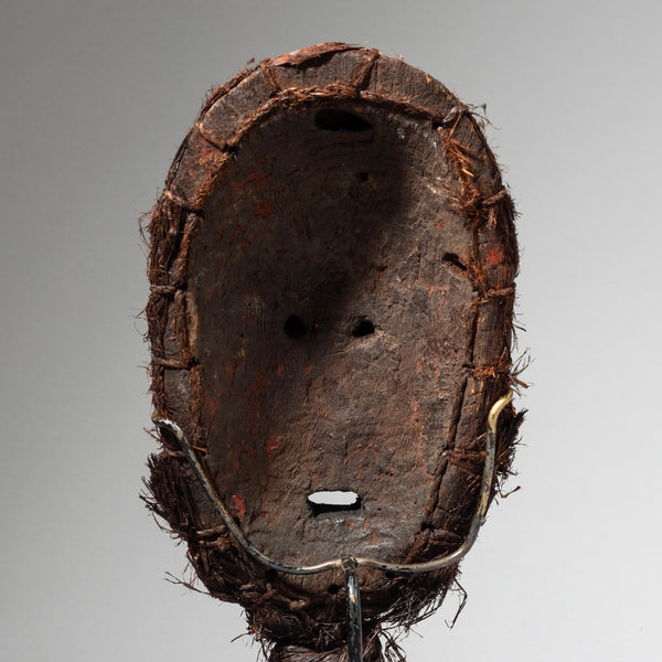 A VERY UNUSUAL RAFFIA  ENCRUSTED MASK  , LEGA TRIBE CONGO ( No 4269 )