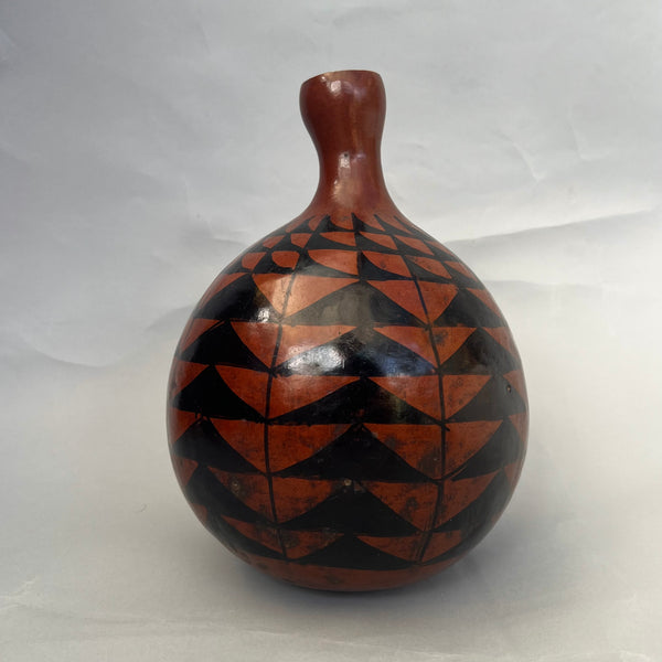 A SHAPELY TUTSI TRIBE SMALL CALABASH  FROM RWANDA( No  5184)