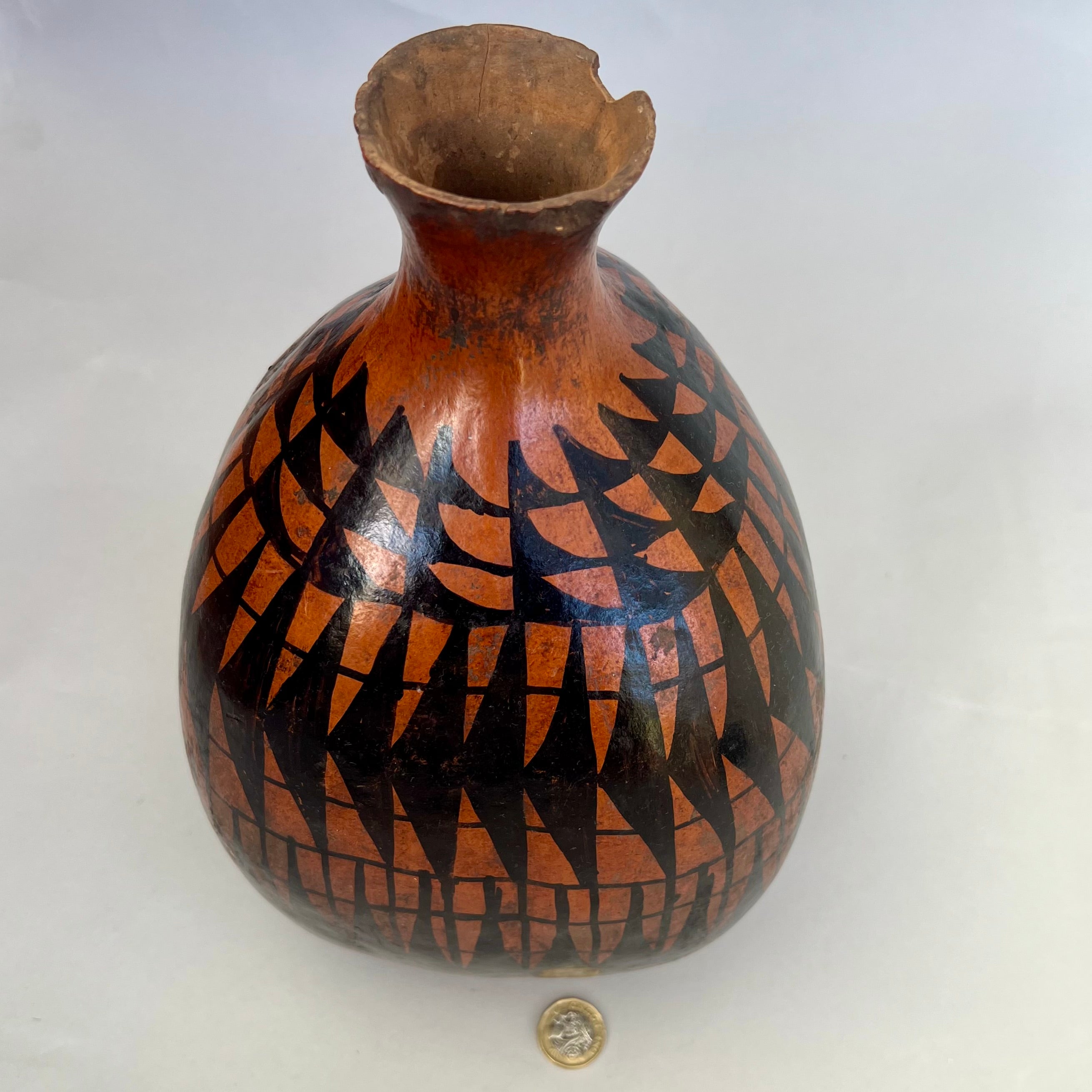 A DARK WELL USED SMALL CALABASH FROM TUTSI TRIBE ( No 1085)