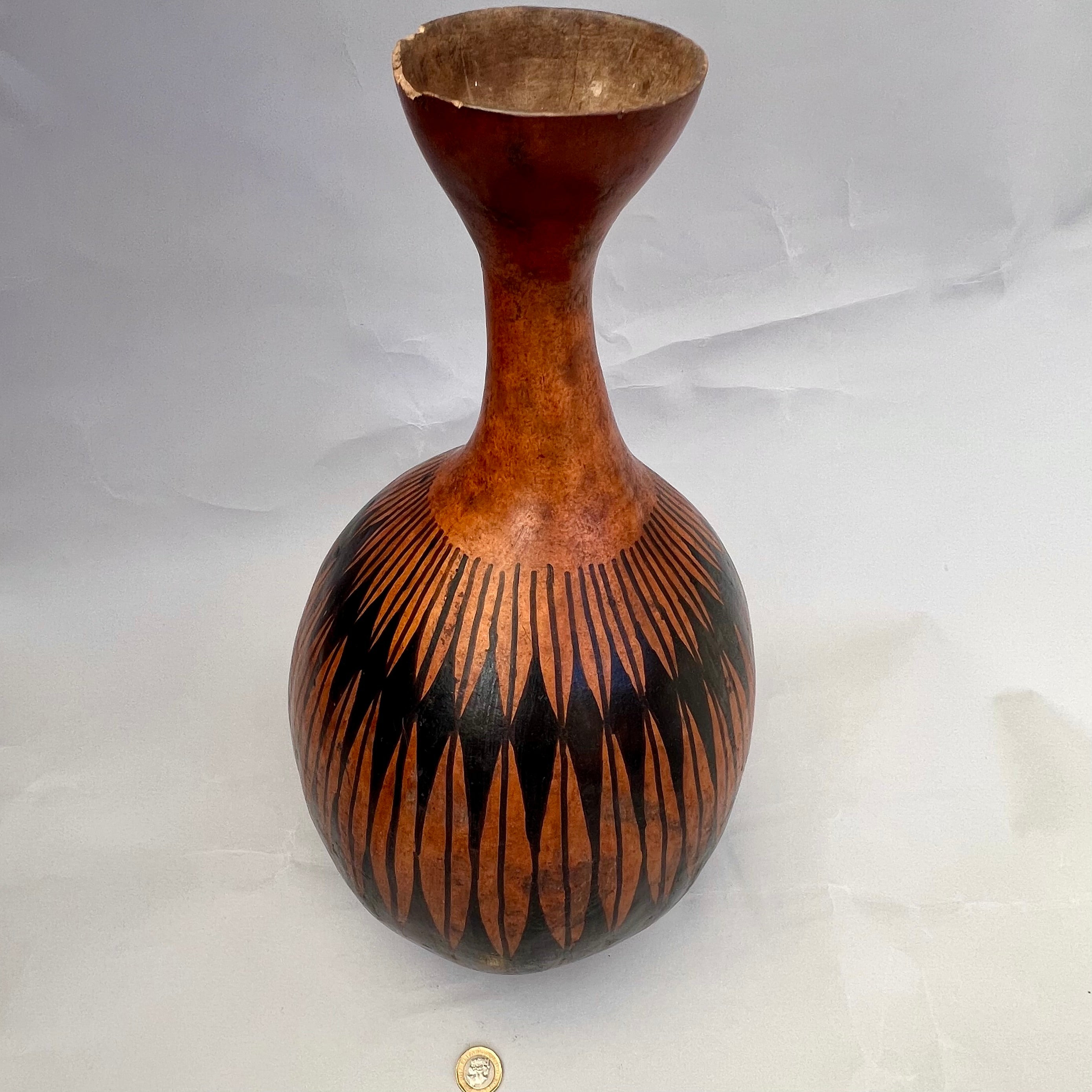 A LATGE TALL CALABASH FROM TUTSI TRIBE ( No 5193)