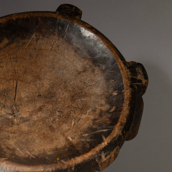 A MEDIUM SIZED OLD STOOL FROM THE HE HE TRIBE TANZANIA ( No 4368 )