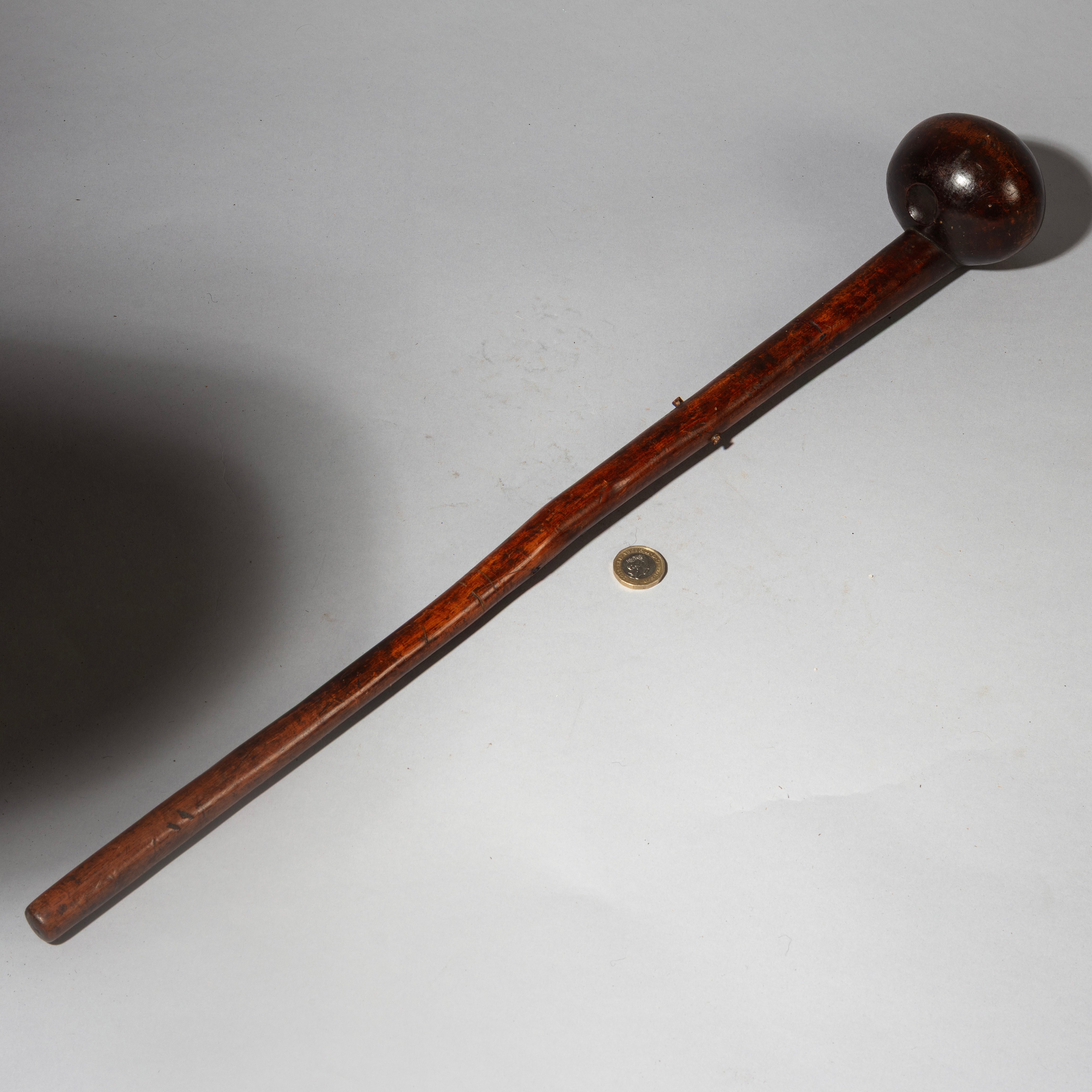A RARE FORM 19THC WOODEN KNOBKERRIE , FROM ZULU TRIBE OF SOUTH AFRICA EX UK COLL. ( No 4373 )
