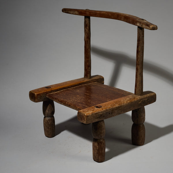 A PRETTY CHAIR FROM THE BAULE TRIBE, IVORY COAST( No 2754 )