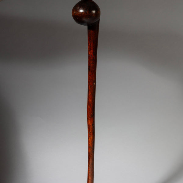 A RARE FORM 19THC WOODEN KNOBKERRIE , FROM ZULU TRIBE OF SOUTH AFRICA EX UK COLL. ( No 4373 )