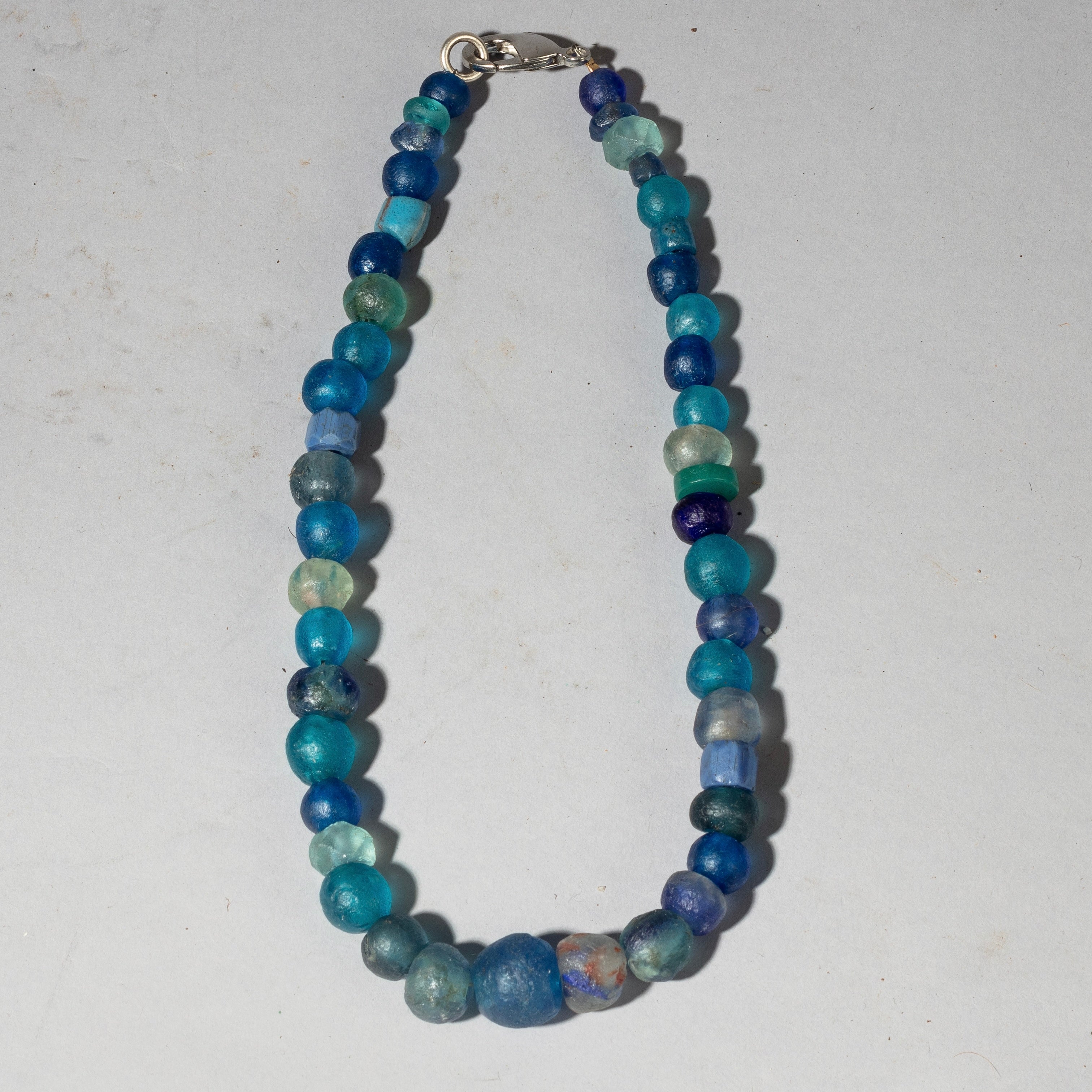 A MIXED TRADE BEAD+ RECYCLED GLASS NECKLACE ( NO 4339 )