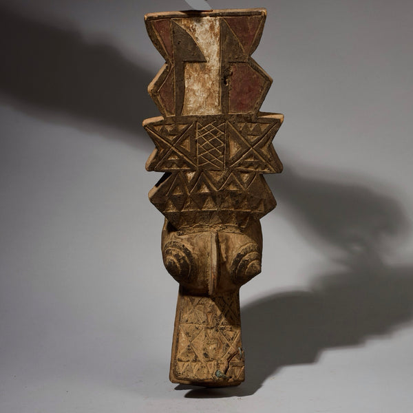 A GRAPHIC CROCODILE MASK FROM THE MOSSI TRIBE OF BURKINA FASO ( No 2835  )