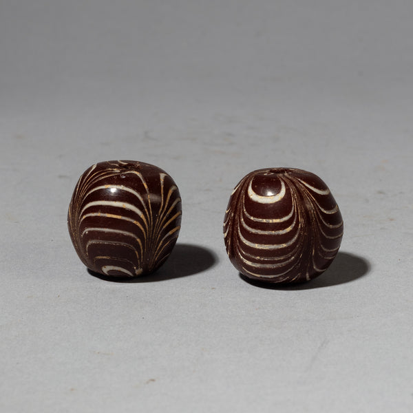 TWO BIG, SOLID GLASS BEADS FROM JAVA ( No 4321 )