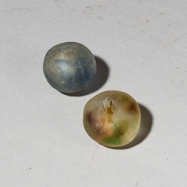 TWO BIG, SOLID RECYLCLED GLASS BEADS FROM GHANA ( No 4323 )