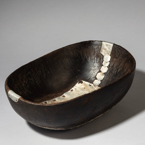 AN AWE INSPIRING REPAIRED BOWL, FROM TUTSI TRIBE OF RWANDA( No 4364 )