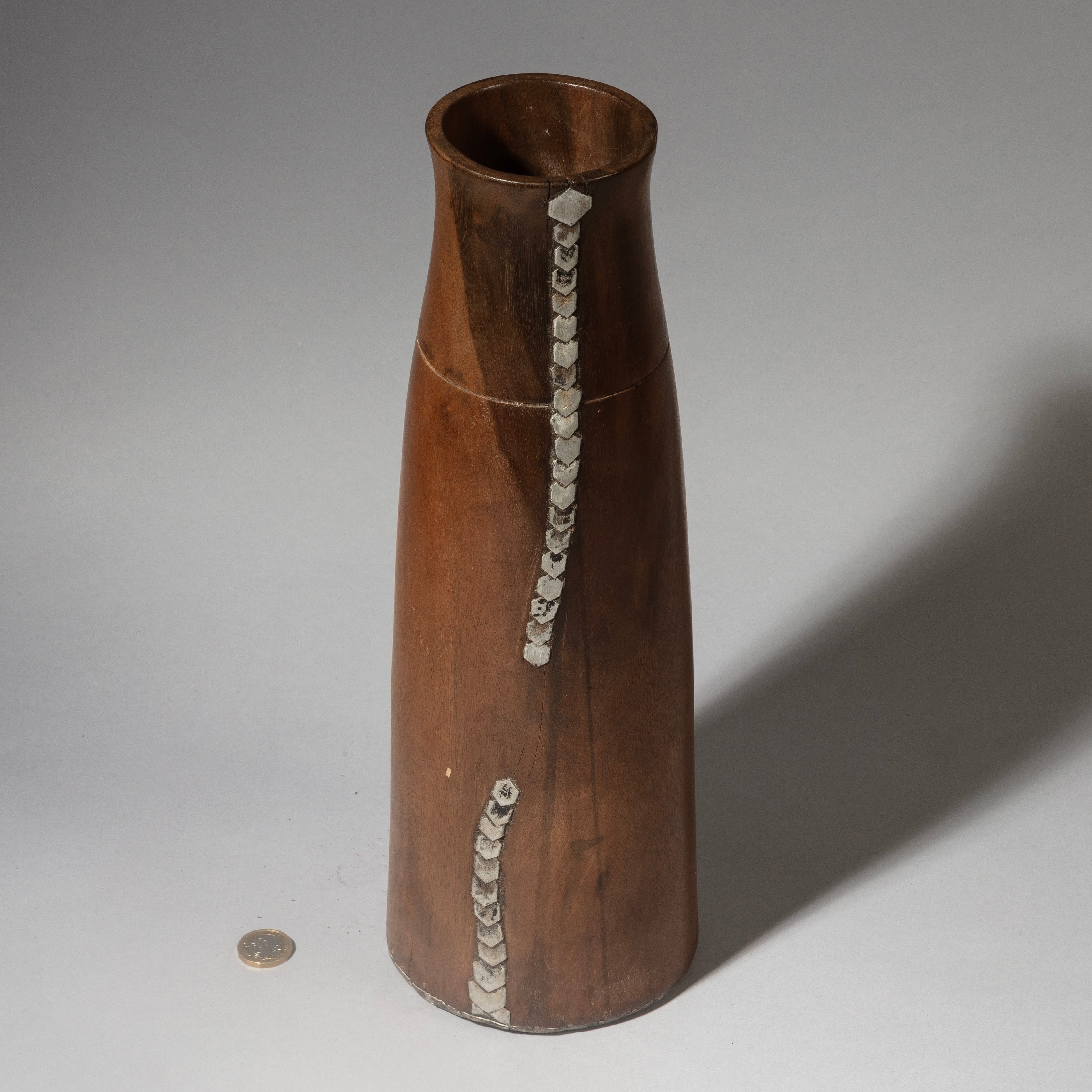 A TALL, SLENDER HONEY POT FROM TUTSI TRIBE RWANDA( No 4327 )