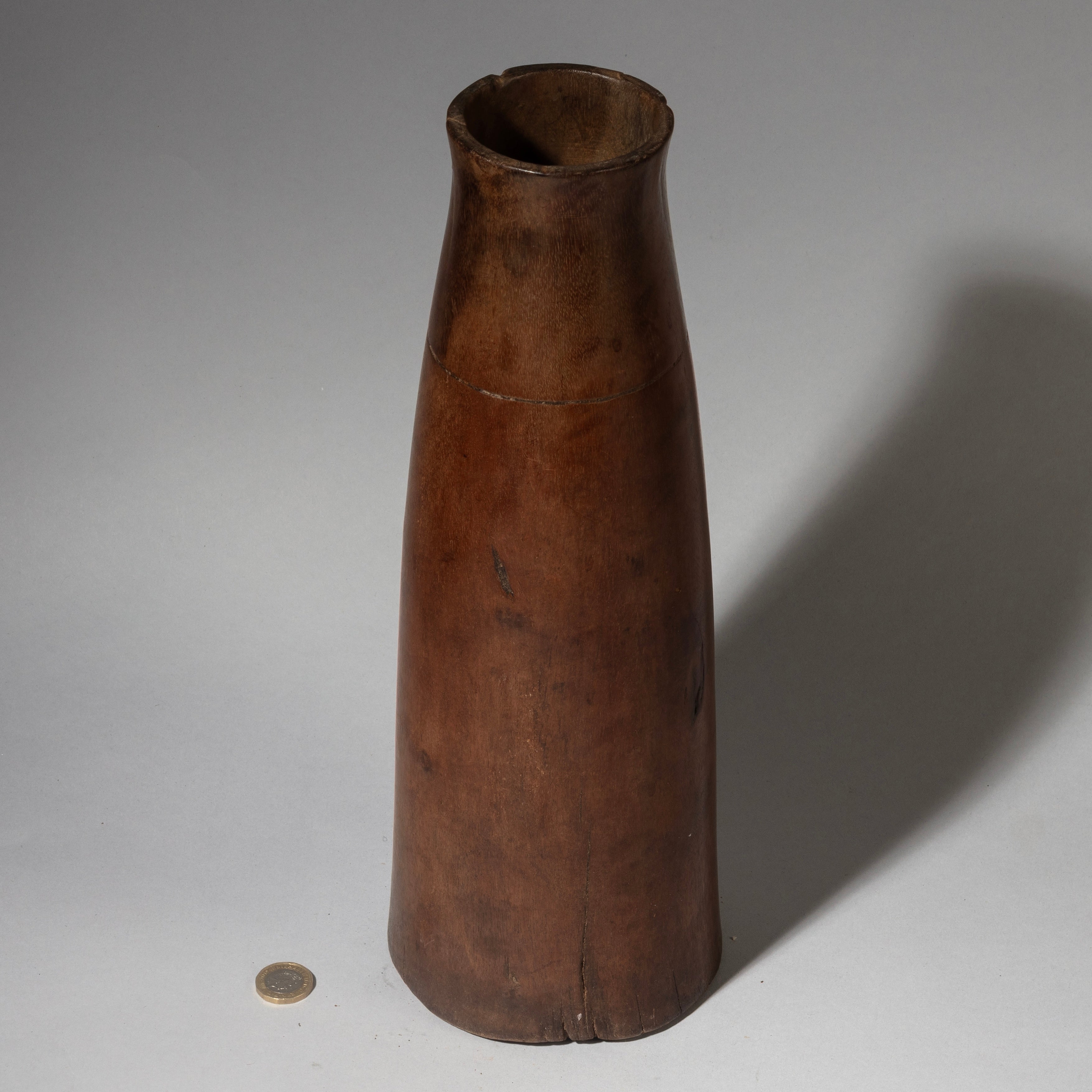 A SILKEN LARGE HONEY POT FROM TUTSI TRIBE RWANDA( No 4328 )