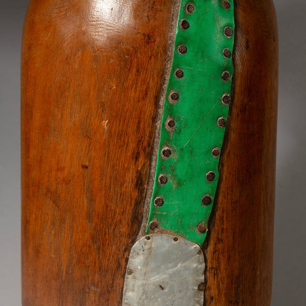 AN UNUSUAL REPAIRED  HONEY POT FROM TUTSI TRIBE OF RWANDA E. AFRICA ( No 4359 )