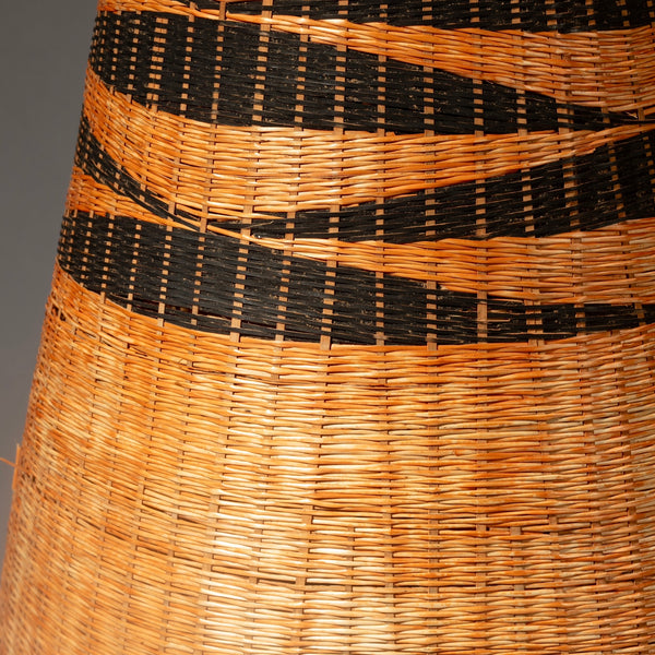A GRAPHIC TALL TUTSI BASKET FROM RWANDA 90 cm  ( No 4326)