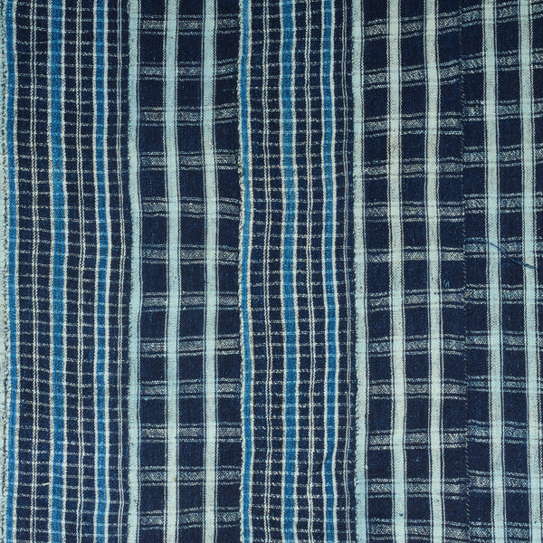 A CHEQUERED INDIGO WOMANS CLOTH, EWE TRIBE GHANA ( No 2864 )